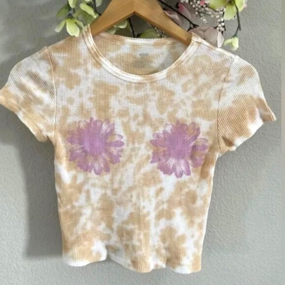 Aerie Tie Dye Waffle Knit Floral Short Sleeve Tshirt - Picture 1 of 3